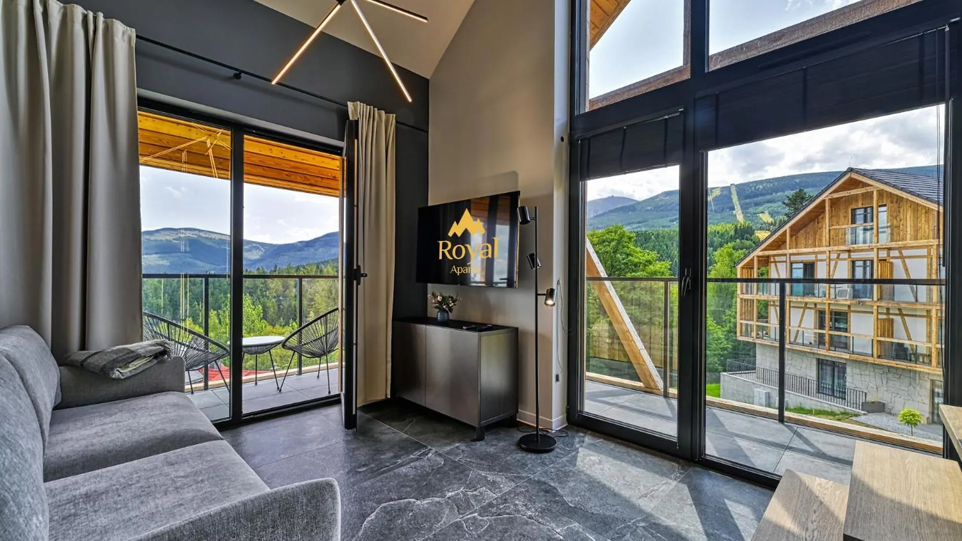 Orlik Vip Residence - Apartament Dwupoziomowy Sniezka Skyline Z Prywatna Sauna Karpacz 0*,  Poland