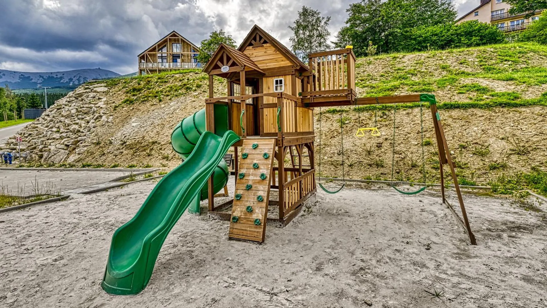 Orlik Vip Residence - Apartament Dwupoziomowy Sniezka Skyline Z Prywatna Sauna Karpacz